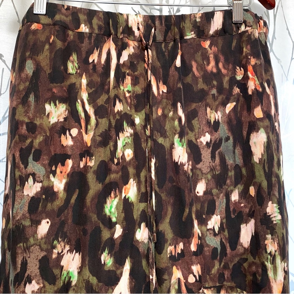 Haute Hippie brown black green print Keith silk cargo drawstring jogger pants - Picture 7 of 15